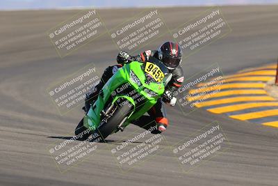 media/Oct-29-2022-CVMA (Sat) [[14c0aa3b66]]/Race 4 500 Supersport-350 Supersport/